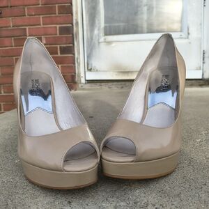 Michael Kors York Peep-Toe Pumps